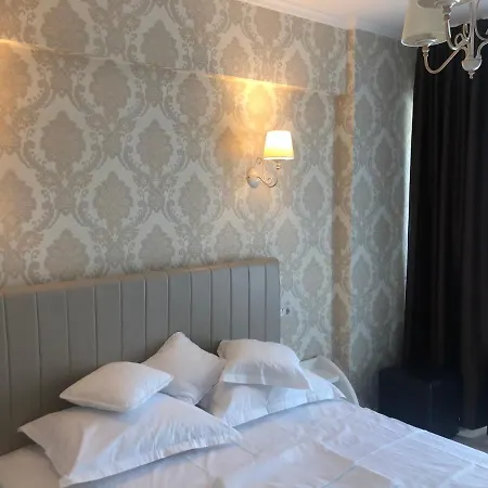 דירה Apartament Adi *