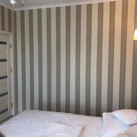 Apartament Adi דירה