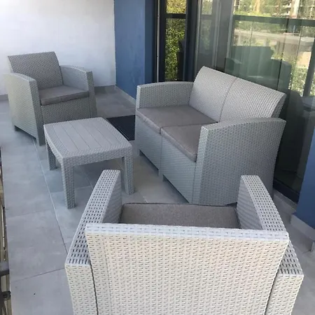 דירה Apartament Adi