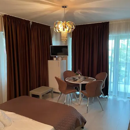 דירה Apartament Adi