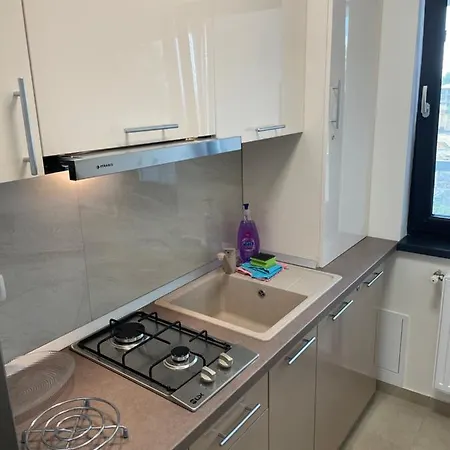 דירה Apartament Adi