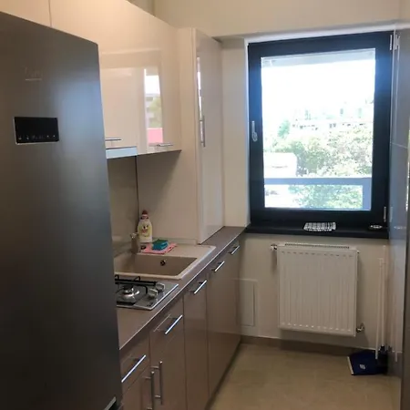 Apartament Adi