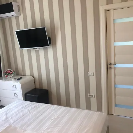 Apartament Adi * Mamaia